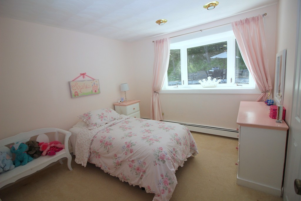 56 Donna Road Framingham, MA 01701 - Photo 16 of 26 Gallery Image 16