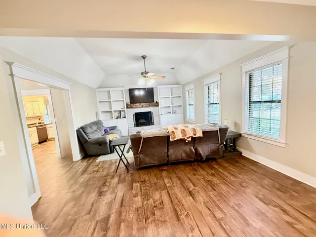 $284,999 | 123 Keestone Drive, Senatobia, MS 38668