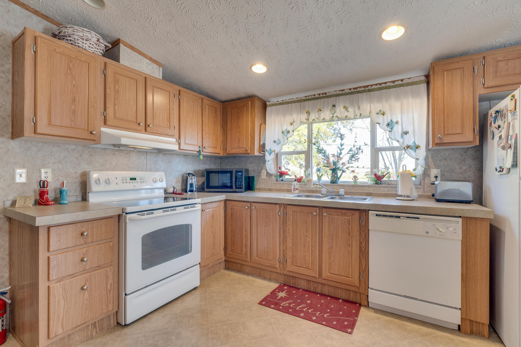 425 Oak Hills Road Mosheim, TN 37818 - Photo 11 of 25 012