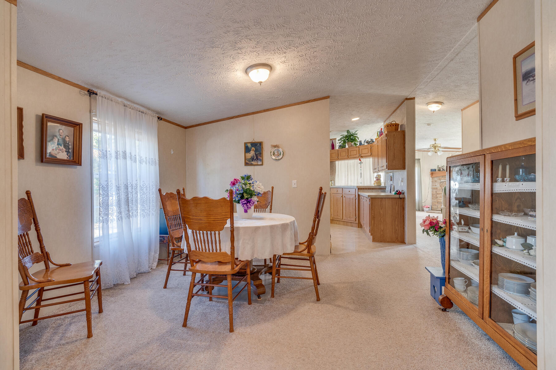 425 Oak Hills Road Mosheim, TN 37818 - Photo 5 of 25 006