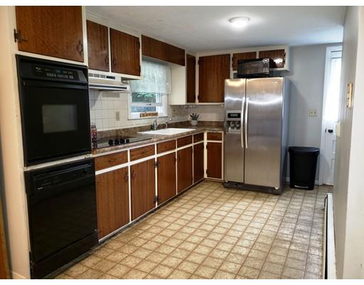 18 Phoenix Road Auburn, MA 01501 - Photo 8 of 17 Gallery Image 8