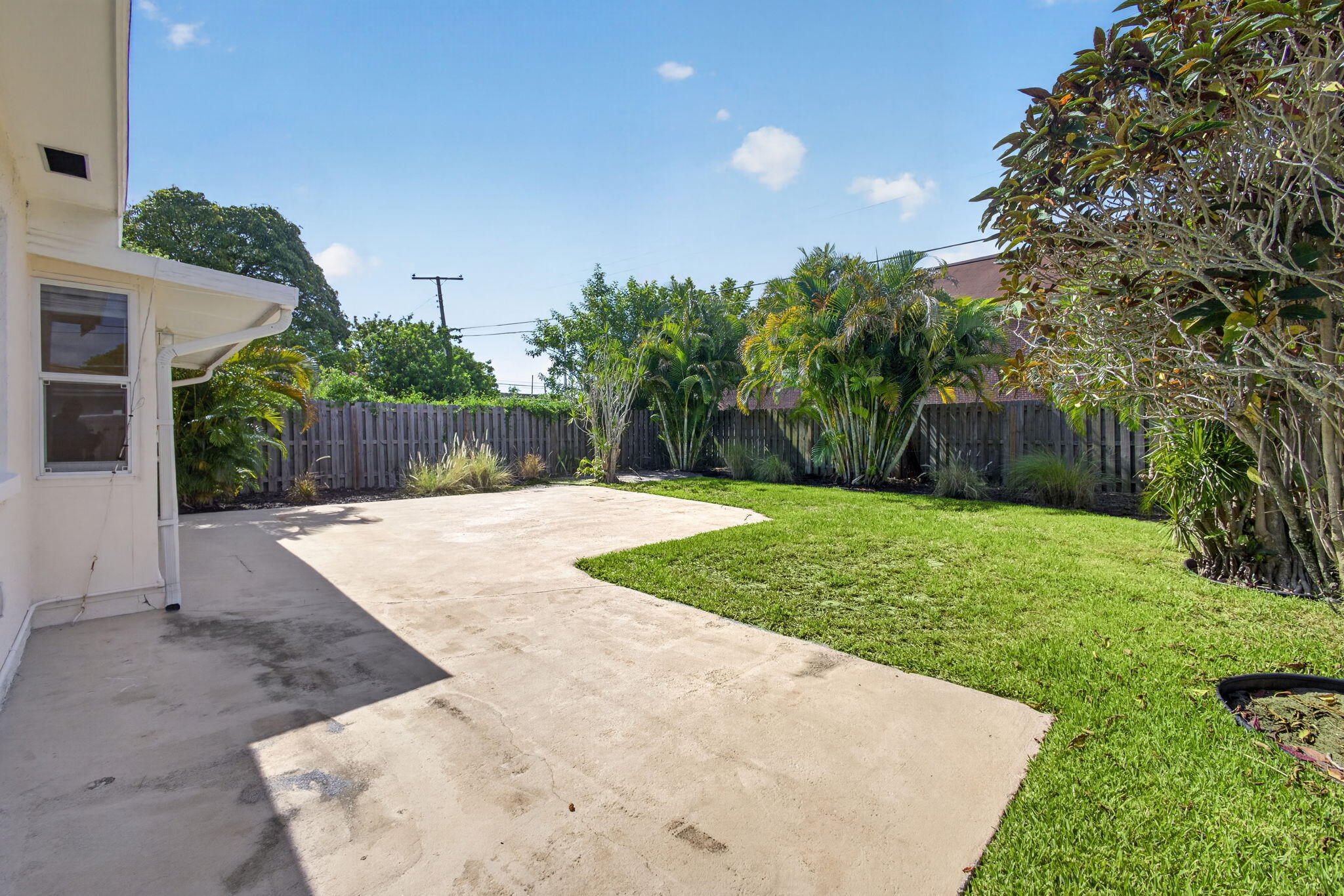 1333 West 31st Street Riviera Beach, FL 33404 - Photo 44 of 46 Backyard