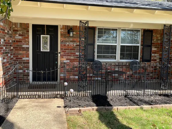 $374,975 | 2304 Shady Brook Drive, Bedford, TX 76021