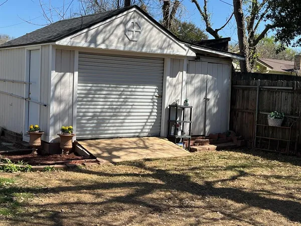 $374,975 | 2304 Shady Brook Drive, Bedford, TX 76021