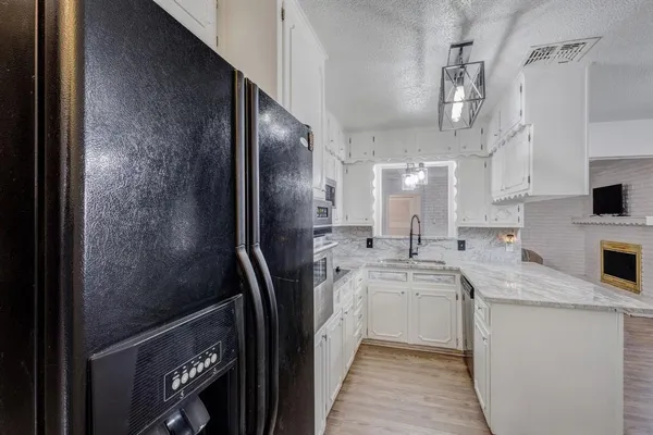 $374,975 | 2304 Shady Brook Drive, Bedford, TX 76021