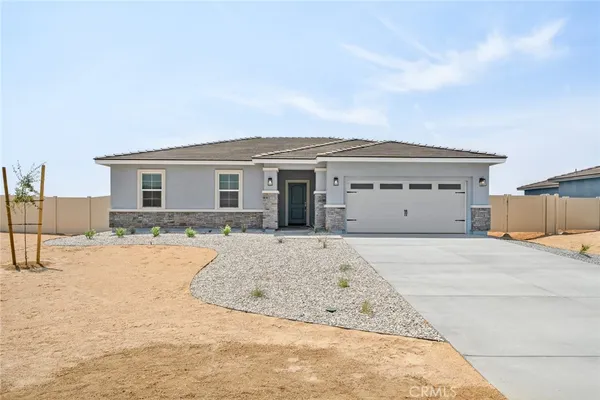 $499,900 | 14840 Indigo Street, Apple Valley, CA 92307