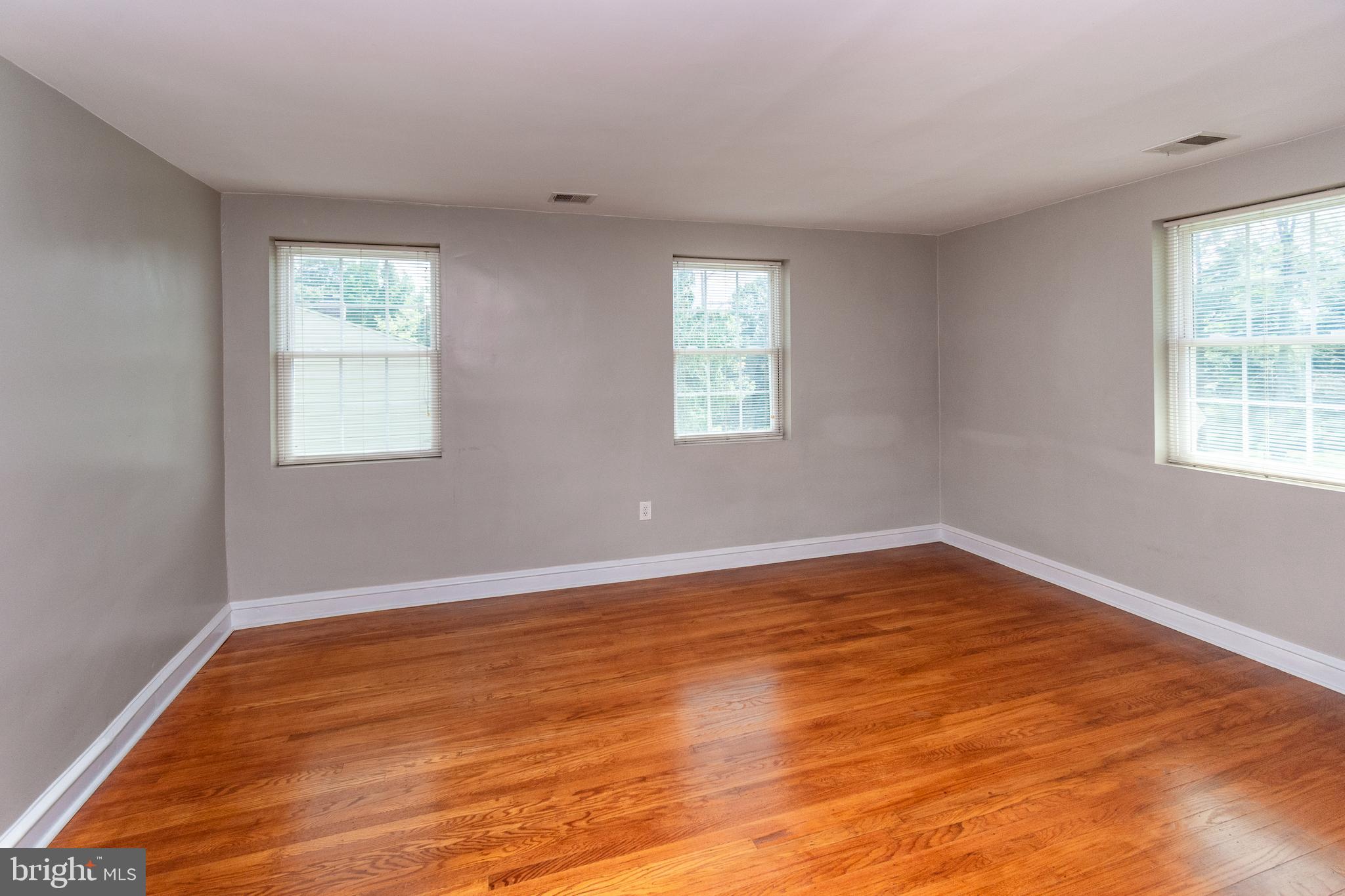 2809 Church Road Glenside, PA 19038 - Photo 19 of 49 Primary Bedroom