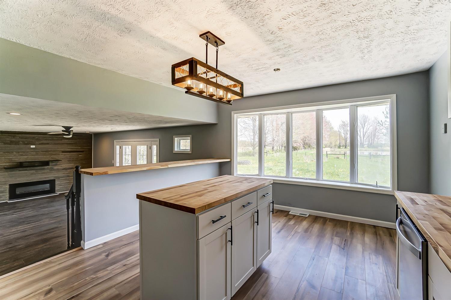 7068 Goodwin Road Blanchester, OH 45107 - Photo 12 of 43 Gallery Image 12
