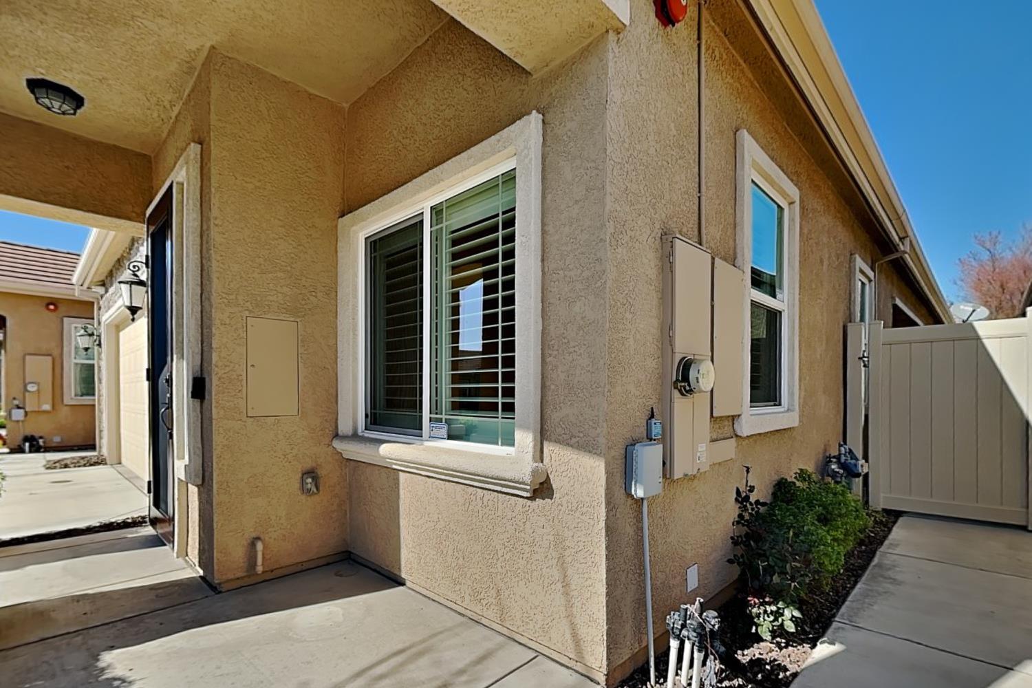 2091 State Street Turlock, CA 95380 - Photo 3 of 94