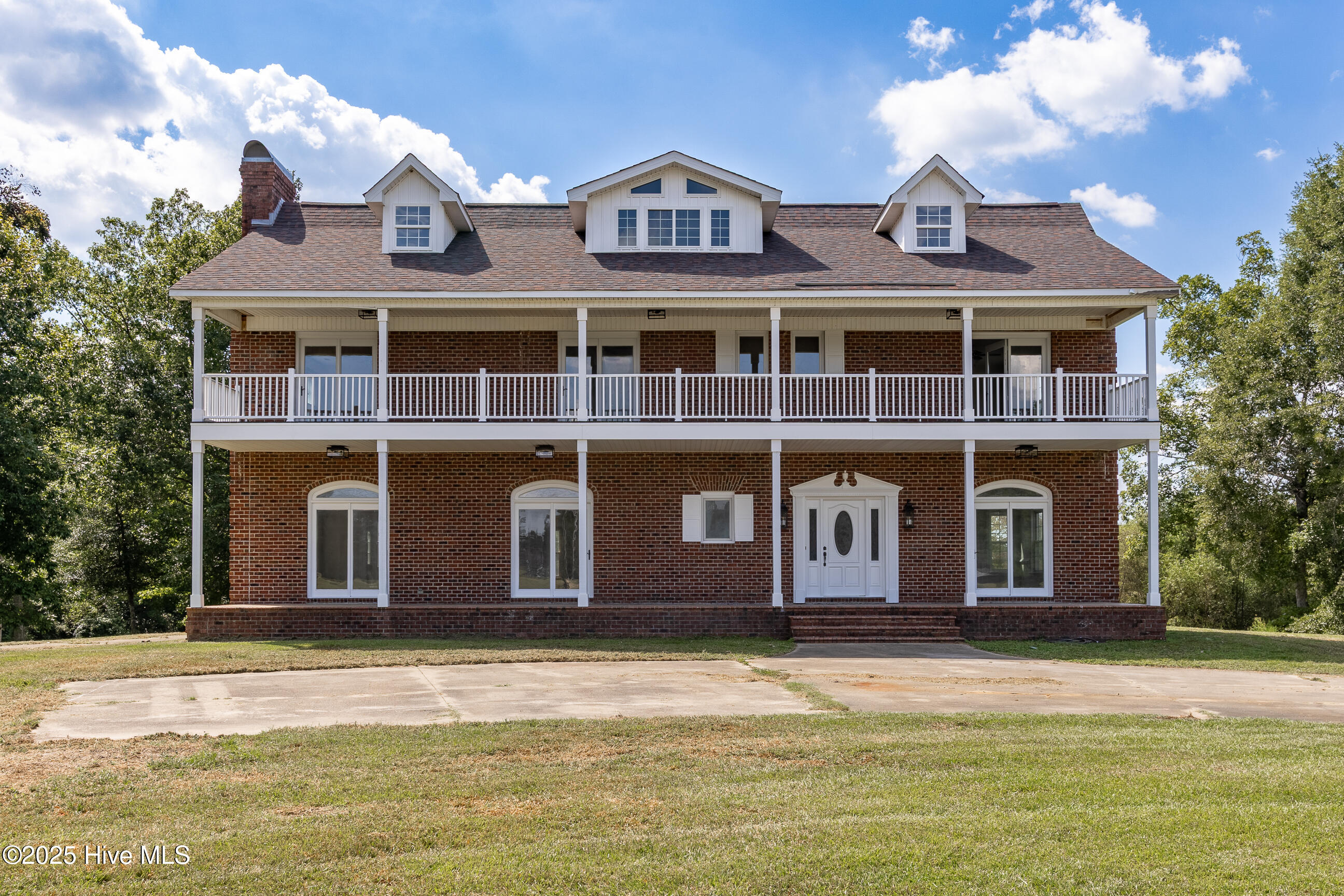 165 Weatherington Road Jacksonville, NC 28546 - Photo 1 of 62 01