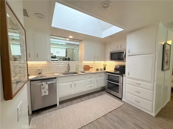 $465,000 | 1520 Northwood Road, Unit 244E, Seal Beach, CA 90740