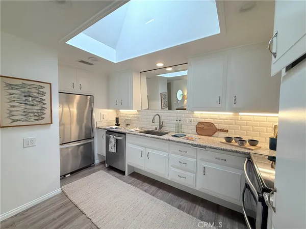 $465,000 | 1520 Northwood Road, Unit 244E, Seal Beach, CA 90740