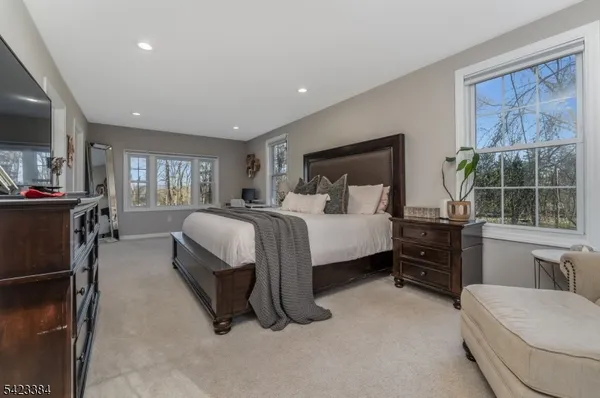 $424,900 | 111 Lommason Glen Road, Belvidere, NJ 07823