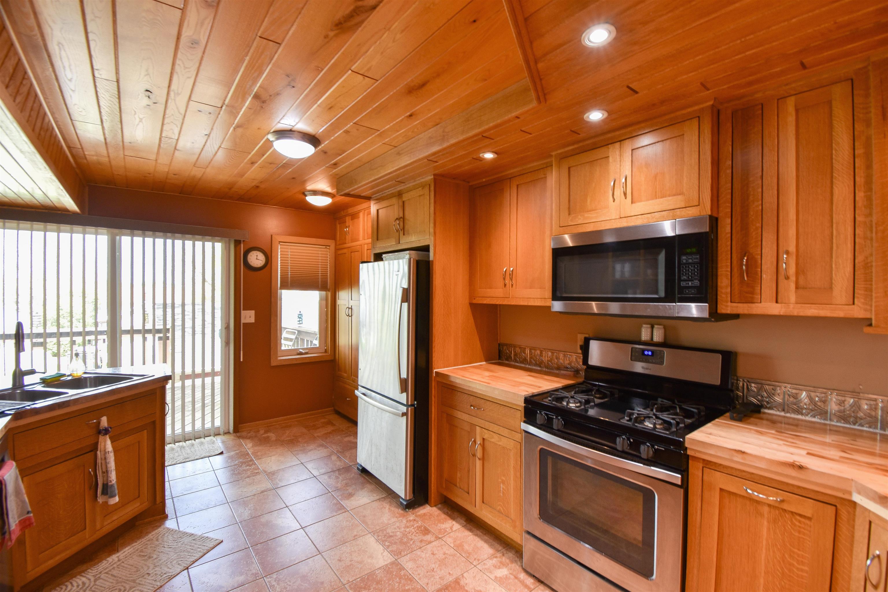 440 3rd Street South Wisconsin Rapids, WI 54494 - Photo 5 of 37