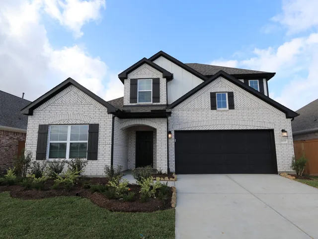 $385,990 | 14018 Baikal Mnr Drive, Santa Fe, TX 77510