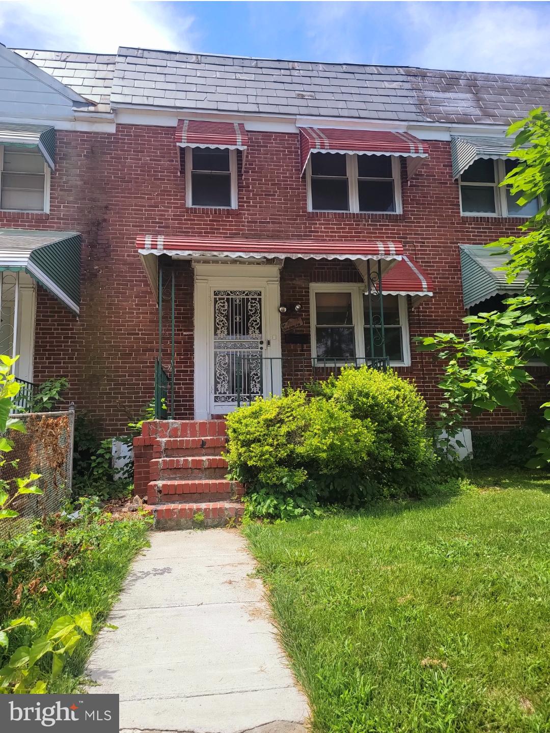 1002 Wicklow Road Baltimore, MD 21229 - Photo 1 of 15