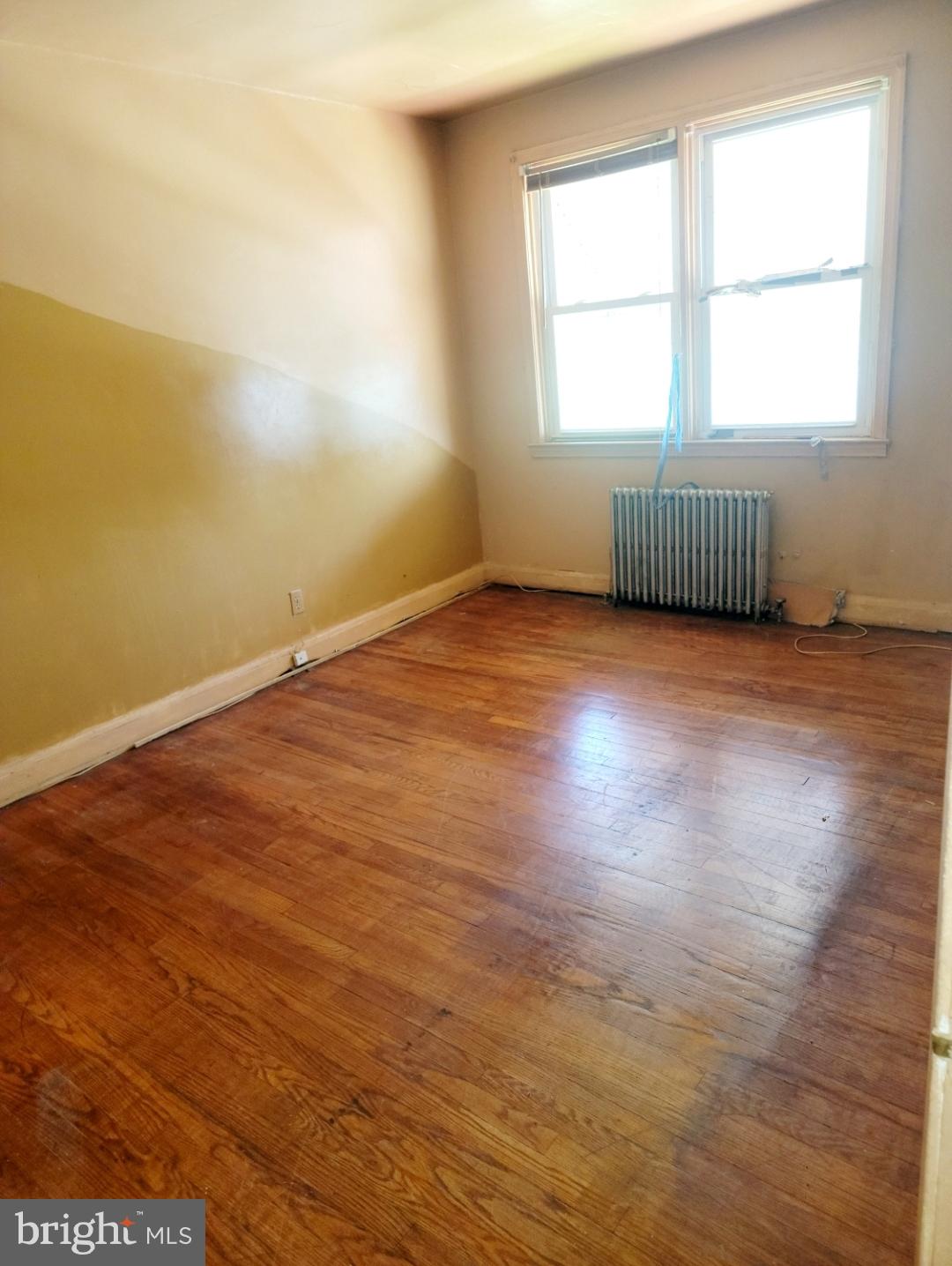 1002 Wicklow Road Baltimore, MD 21229 - Photo 9 of 15