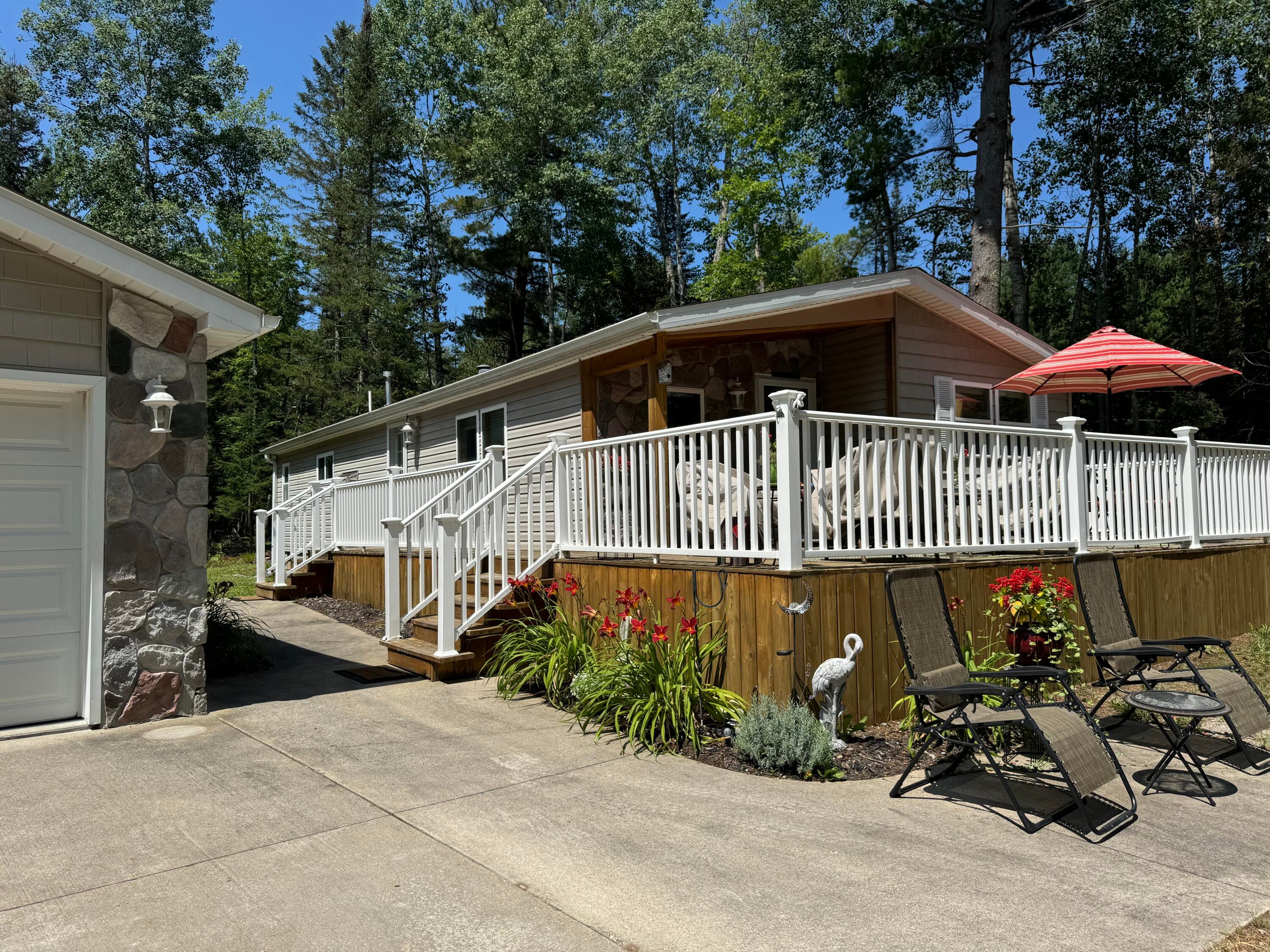 2943 Gaynor Road Cheboygan, MI 49721 - Photo 1 of 42 Gallery Image 1