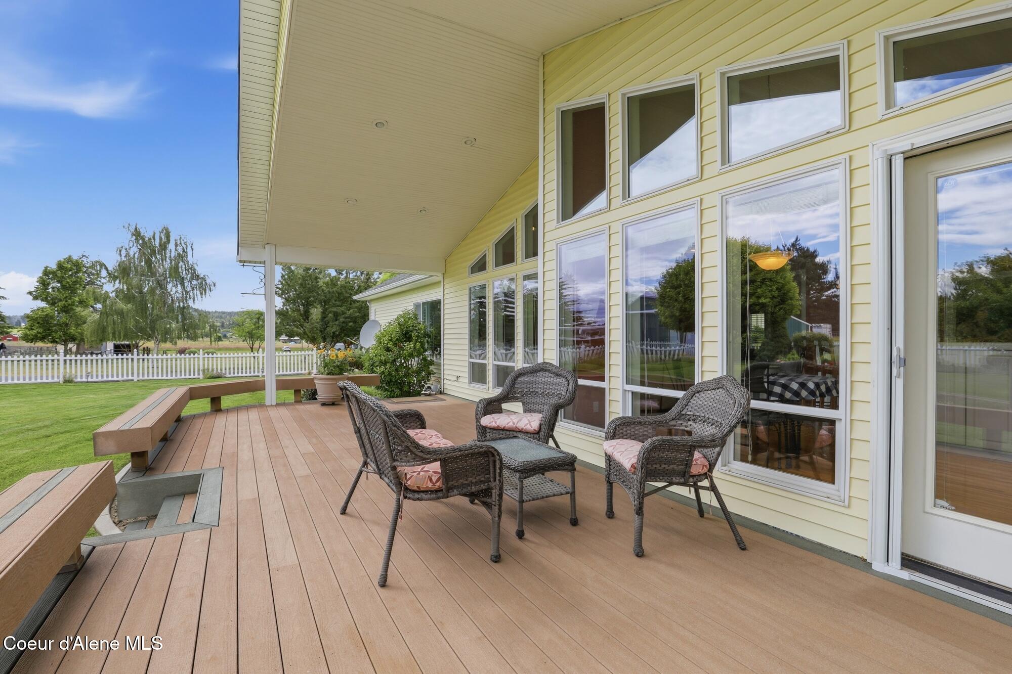 6909 West Ridgeway Road Deer Park, WA 99006 - Photo 47 of 70 covered deck 2