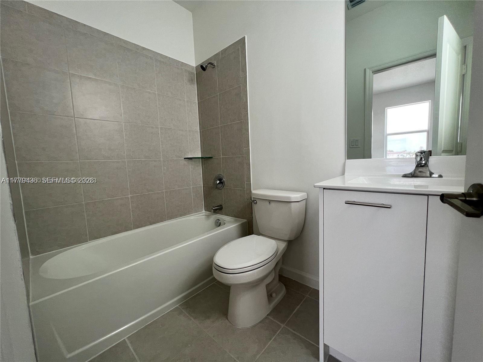 12285 Northwest 24th Place Miami, FL 33147 - Photo 20 of 25