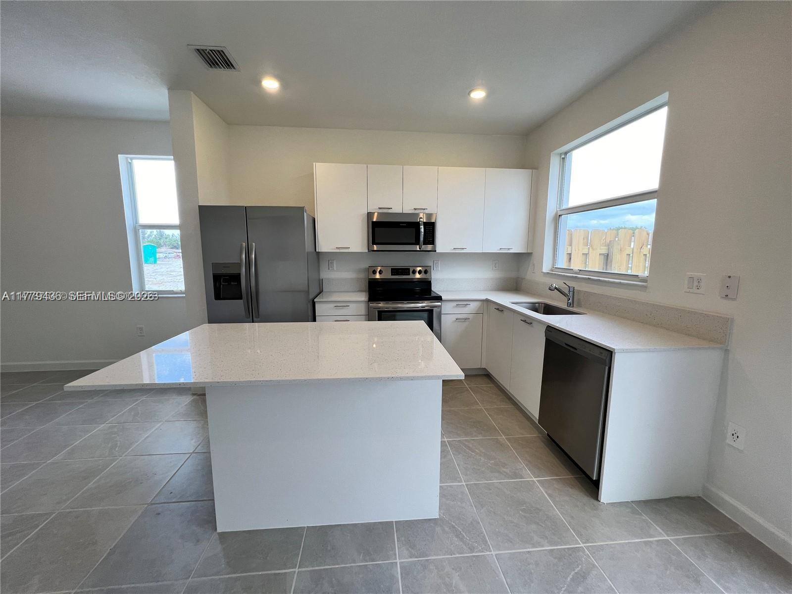 12285 Northwest 24th Place Miami, FL 33147 - Photo 5 of 25