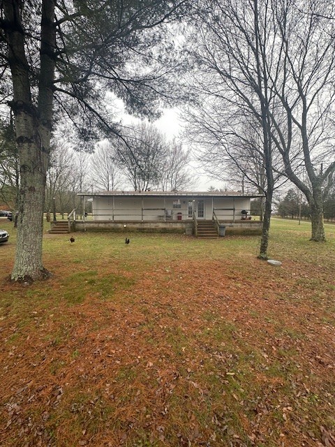 657 Beasleys Bend Road Lebanon, TN 37087 - Photo 8 of 10 a view of a yard with an outdoor space