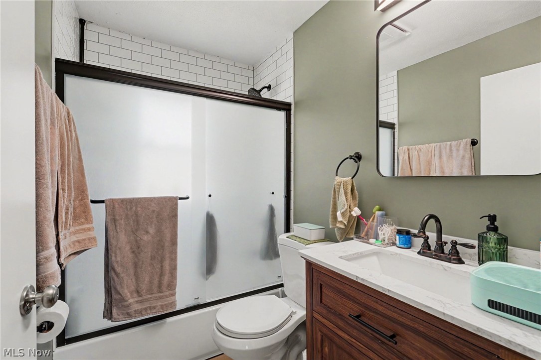 4627 20th Street Northwest Canton, OH 44708 - Photo 13 of 32