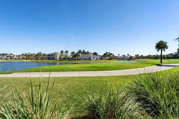 $4,950,000 | 432 Savoie Drive, Palm Beach Gardens, FL 33410