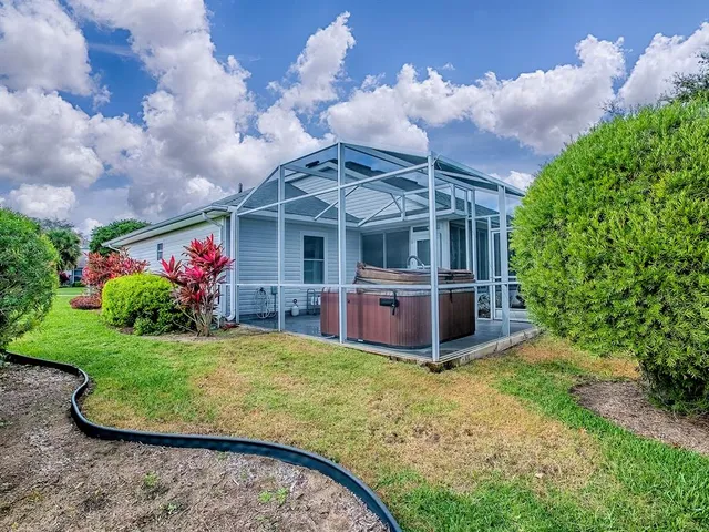 $340,000 | 5588 Gulf Stream Street, Tavares, FL 32778