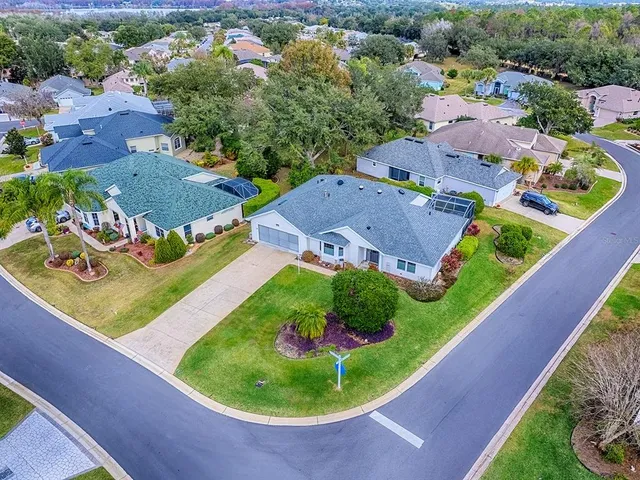 $340,000 | 5588 Gulf Stream Street, Tavares, FL 32778