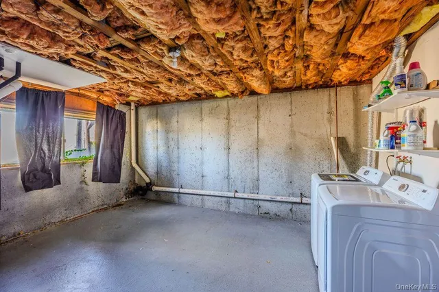 $499,900 | 117 Leeward Lane, Port Jefferson, NY 11777