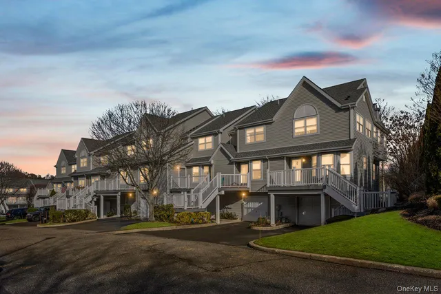 $499,900 | 117 Leeward Lane, Port Jefferson, NY 11777