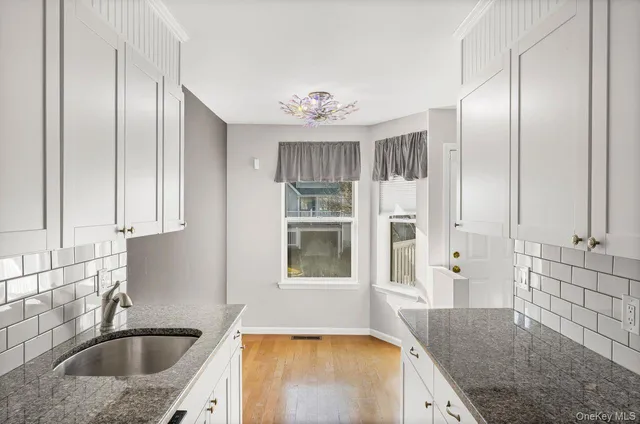 $499,900 | 117 Leeward Lane, Port Jefferson, NY 11777