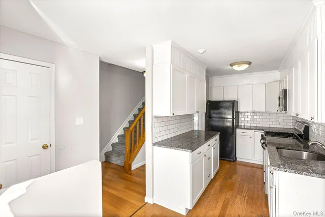 $499,900 | 117 Leeward Lane, Port Jefferson, NY 11777