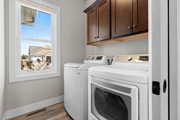 $649,900 | 5485 North Amethyst Drive, Appleton, WI 54913