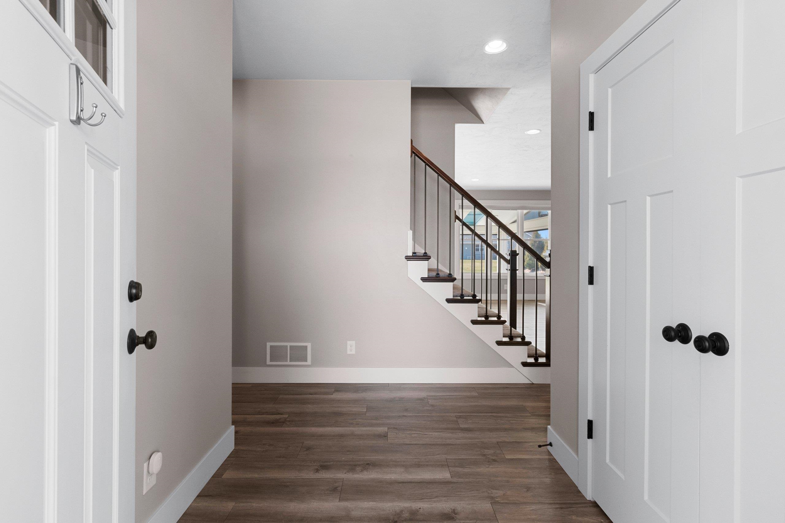 5485 North Amethyst Drive Appleton, WI 54913 - Photo 2 of 61