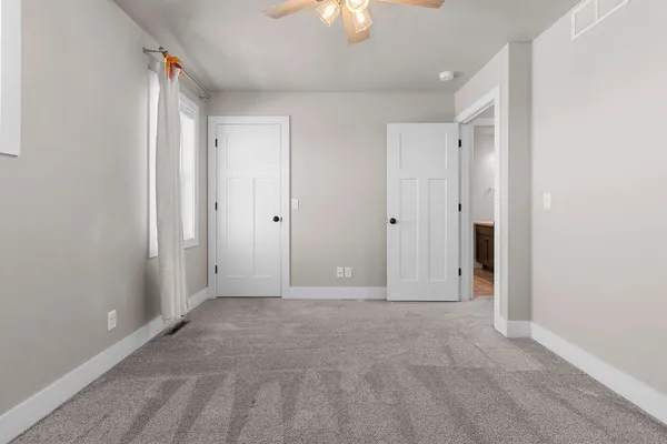 $649,900 | 5485 North Amethyst Drive, Appleton, WI 54913