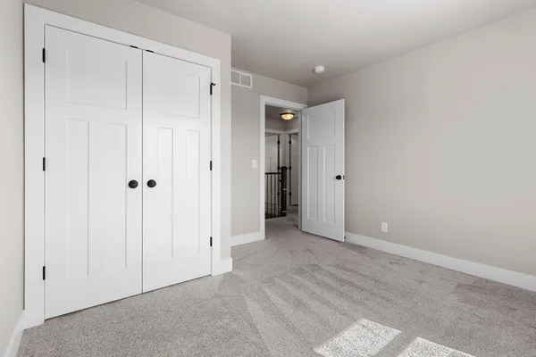 $649,900 | 5485 North Amethyst Drive, Appleton, WI 54913