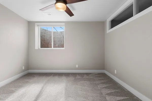 $649,900 | 5485 North Amethyst Drive, Appleton, WI 54913