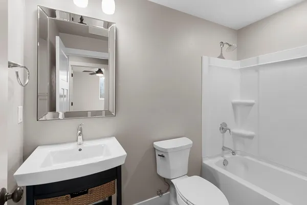 $649,900 | 5485 North Amethyst Drive, Appleton, WI 54913