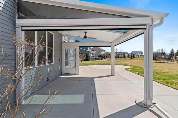 $649,900 | 5485 North Amethyst Drive, Appleton, WI 54913