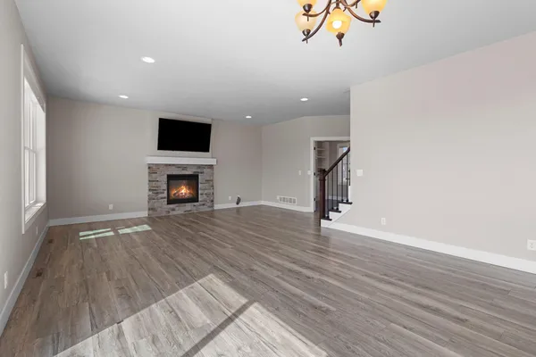 $649,900 | 5485 North Amethyst Drive, Appleton, WI 54913