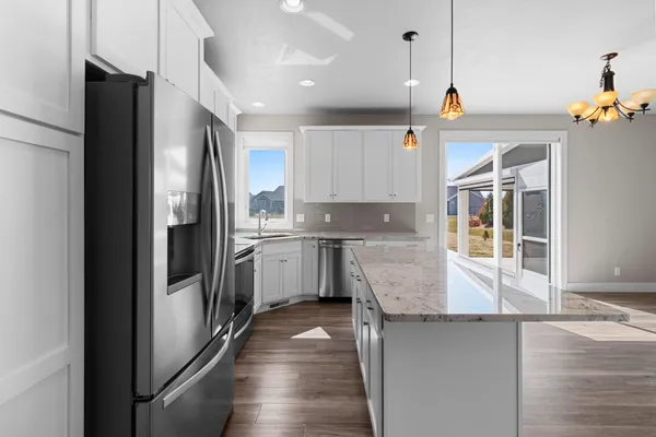 $649,900 | 5485 North Amethyst Drive, Appleton, WI 54913