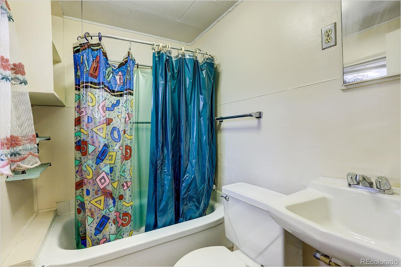 7642 Raleigh Street Westminster, CO 80030 - Photo 23 of 29