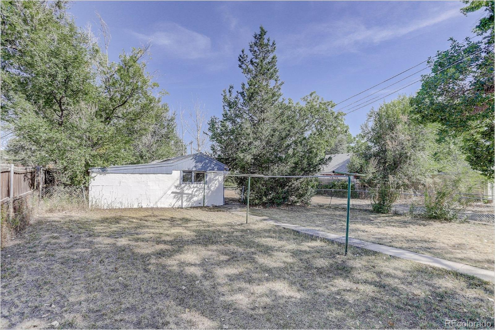 7642 Raleigh Street Westminster, CO 80030 - Photo 4 of 29