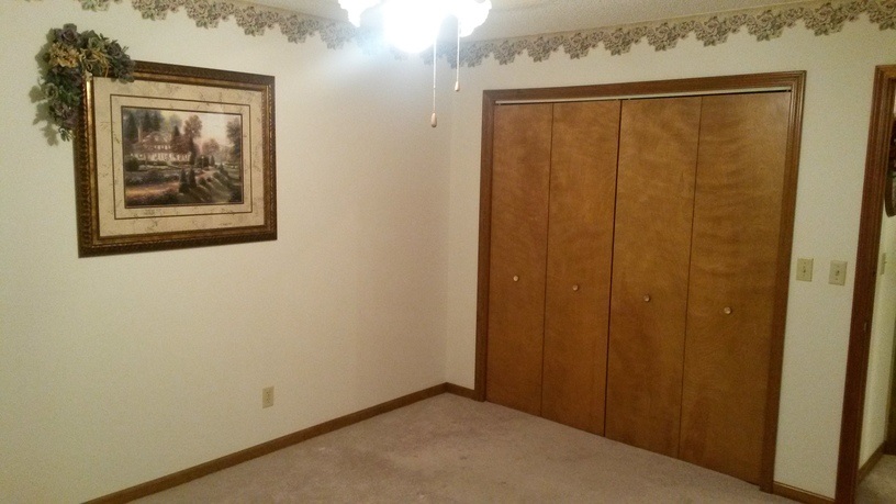 2742 Raney Drive Vincennes, IN 47591 - Photo 10 of 15 Gallery Image 10