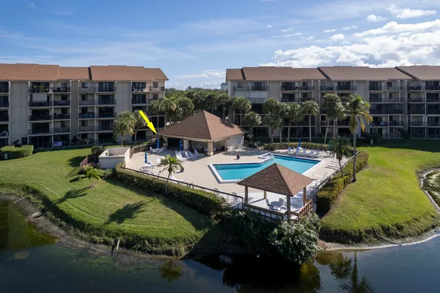 $565,000 | 601 Seafarer Circle, Unit 101, Jupiter, FL 33477
