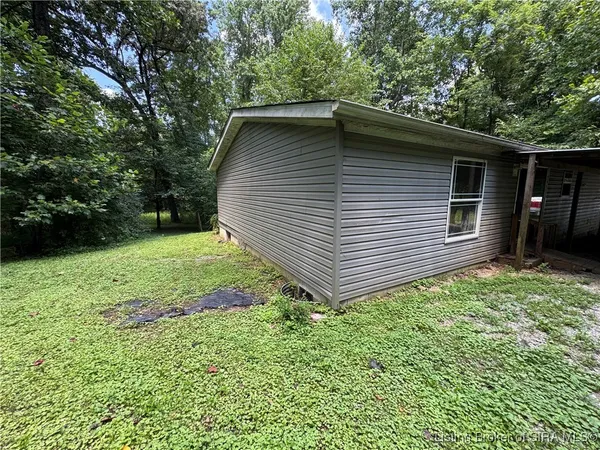 $109,000 | 151 Old State Road 64 Northeast, New Salisbury, IN 47161