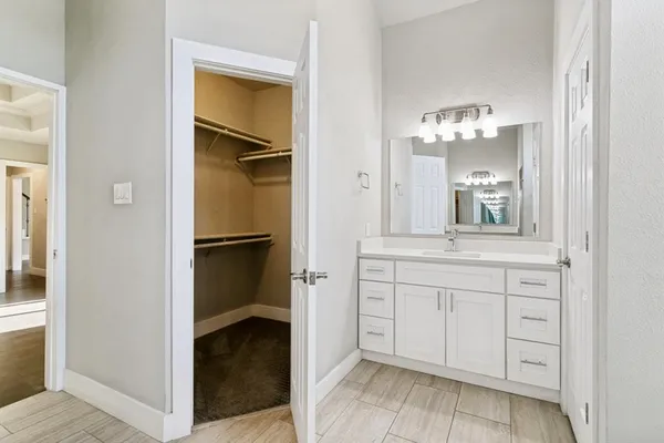 $5,500 | 2901 Woodland Hills Drive, Grapevine, TX 76051