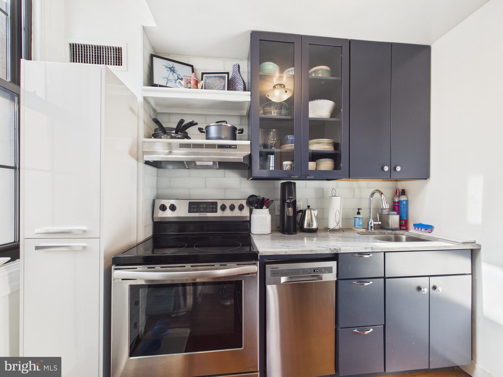 1 East Chase Street, Unit 412 Baltimore, MD 21202 - Photo 15 of 34